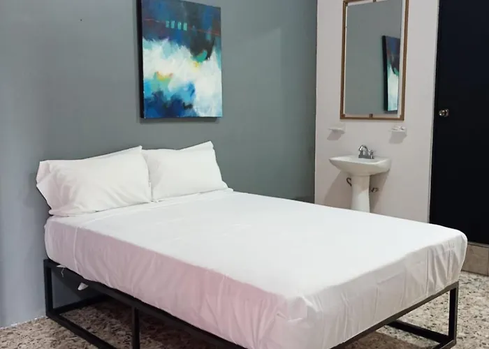 Unidades Privadas Con Ac-Tv-Wifi Y Estacionamiento En Centro De Mty