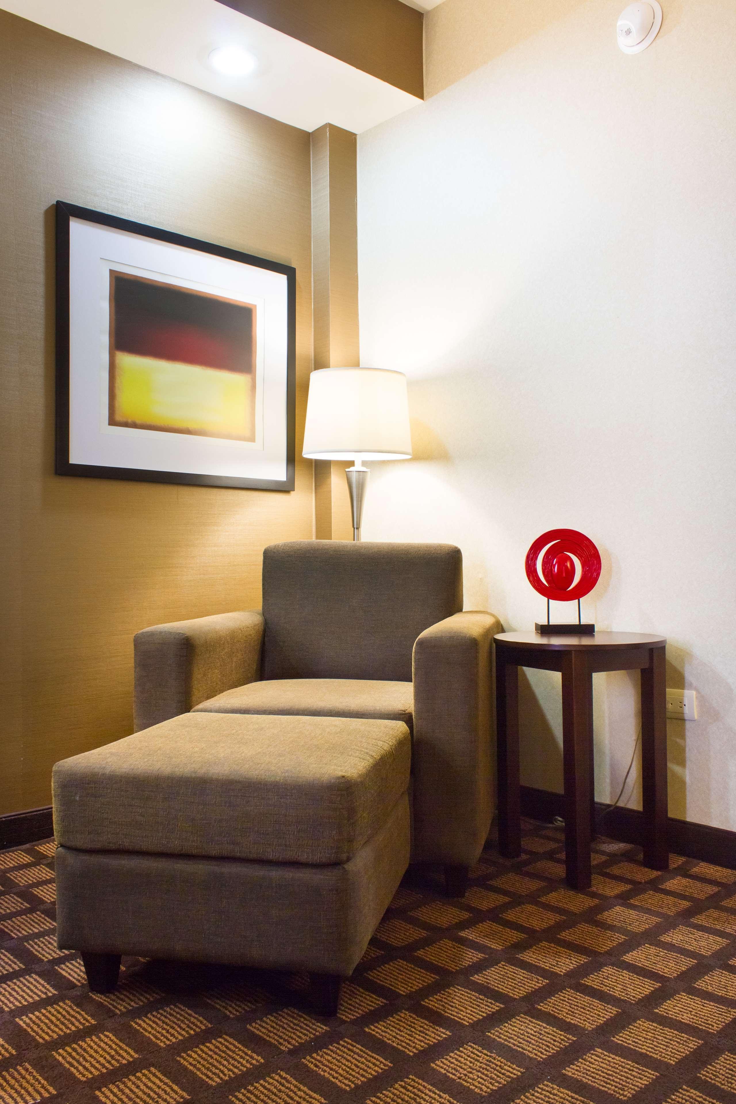 Western Premier Monterrey Aeropuerto 5*