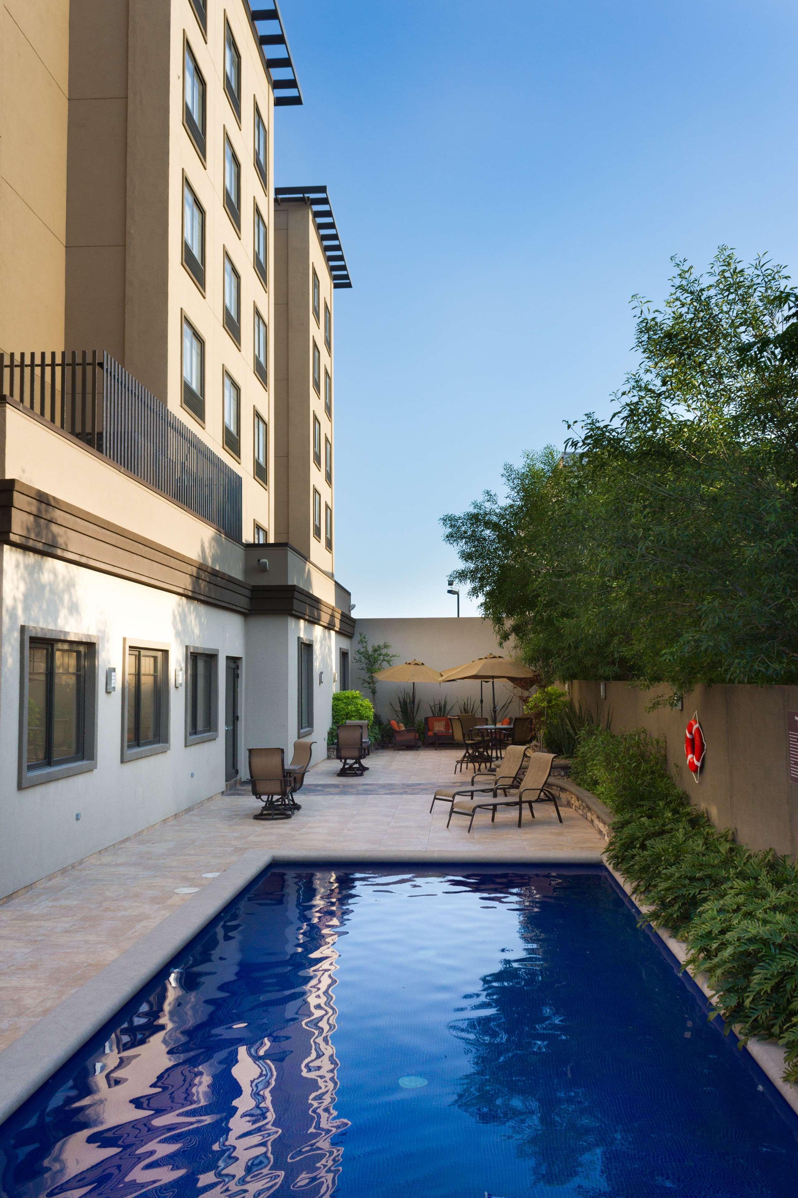 Western Premier Monterrey Aeropuerto Hotel 5*