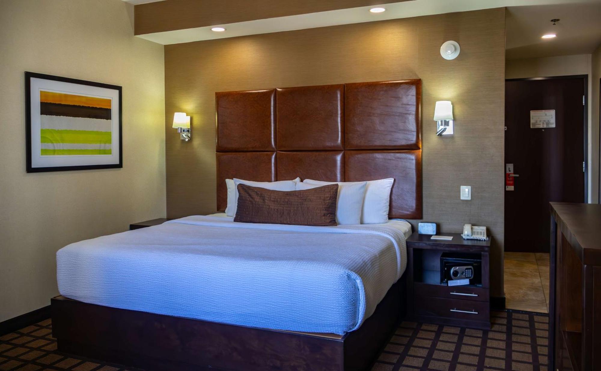 Hotel Western Premier Monterrey Aeropuerto
