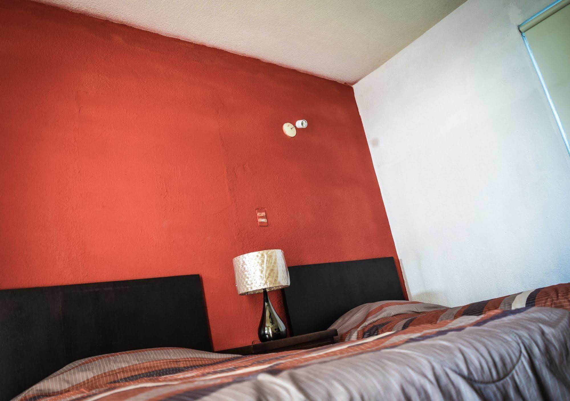 Econosuites 2* Monterrey