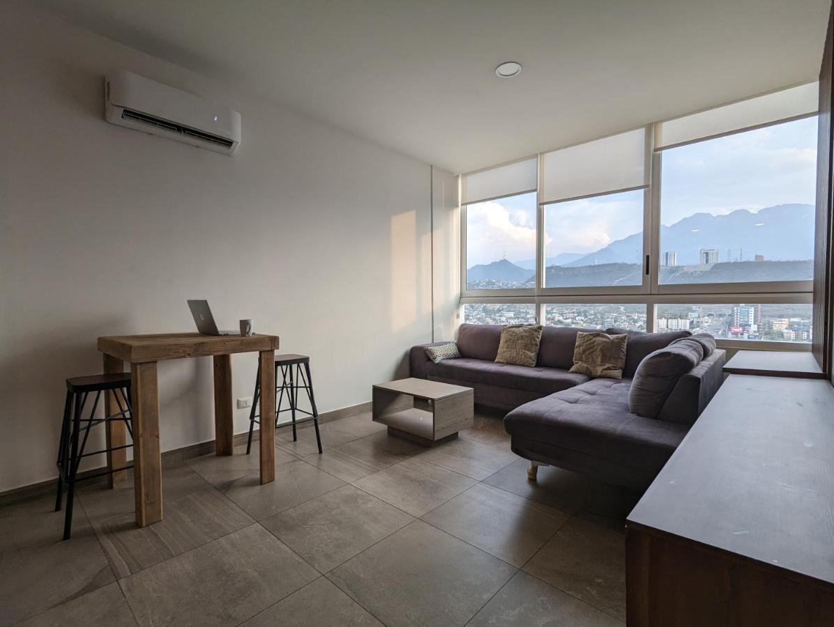 Stylish Panoramic Views Loft Apartment *