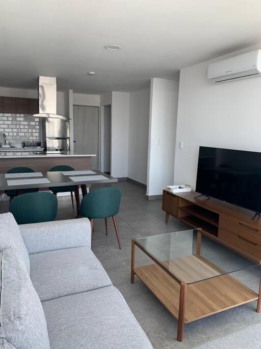 New Near Uanl And Sultanes Stadium Apartamento