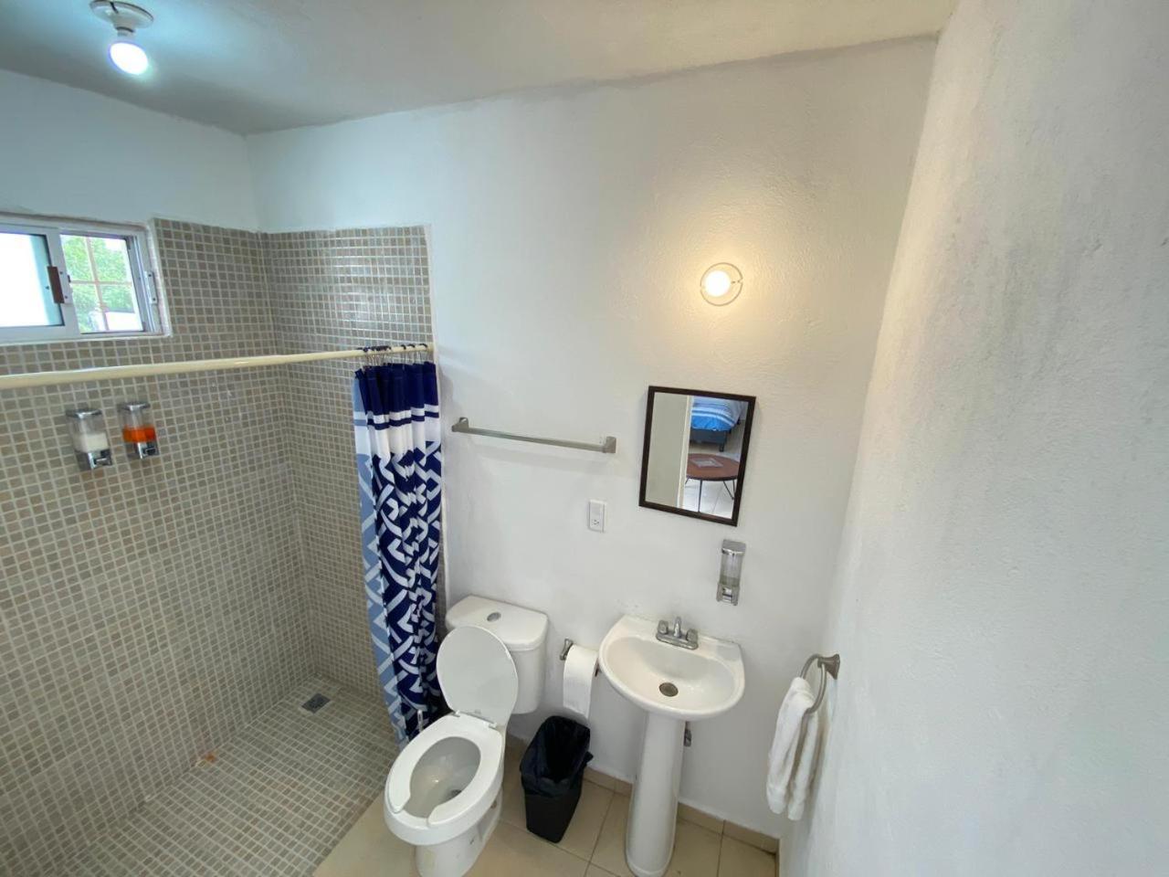 Homestay Amplios Alfa # 238 Monterrey