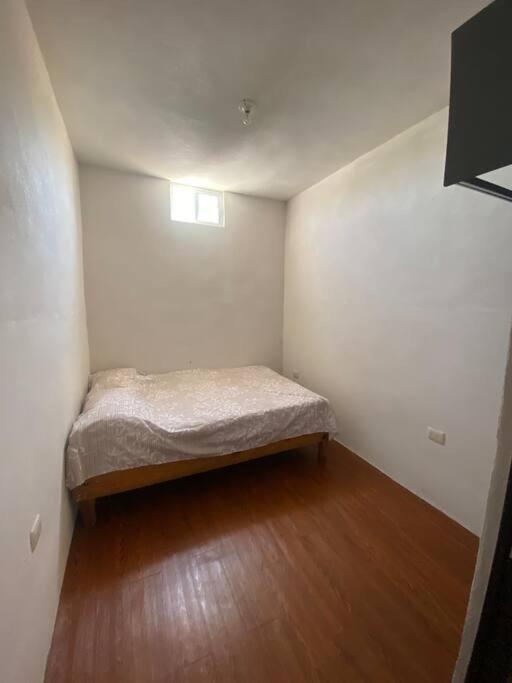 Departamento Acogedor Segundo Piso 2 Recamaras * Monterrey