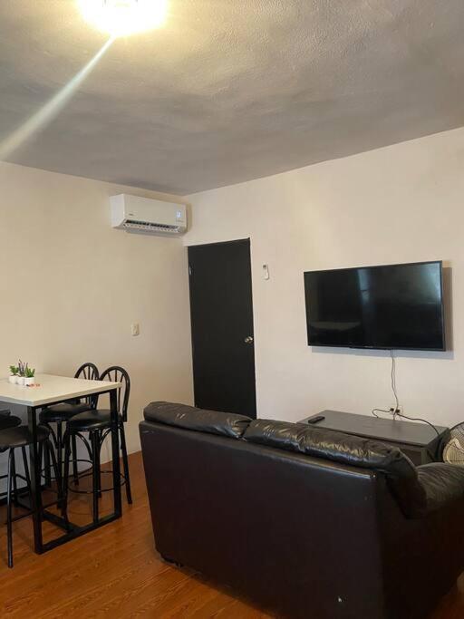 Apartment Departamento Acogedor Segundo Piso 2 Recamaras