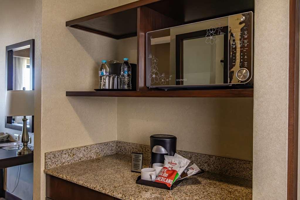 Western Premier Monterrey Aeropuerto Hotel