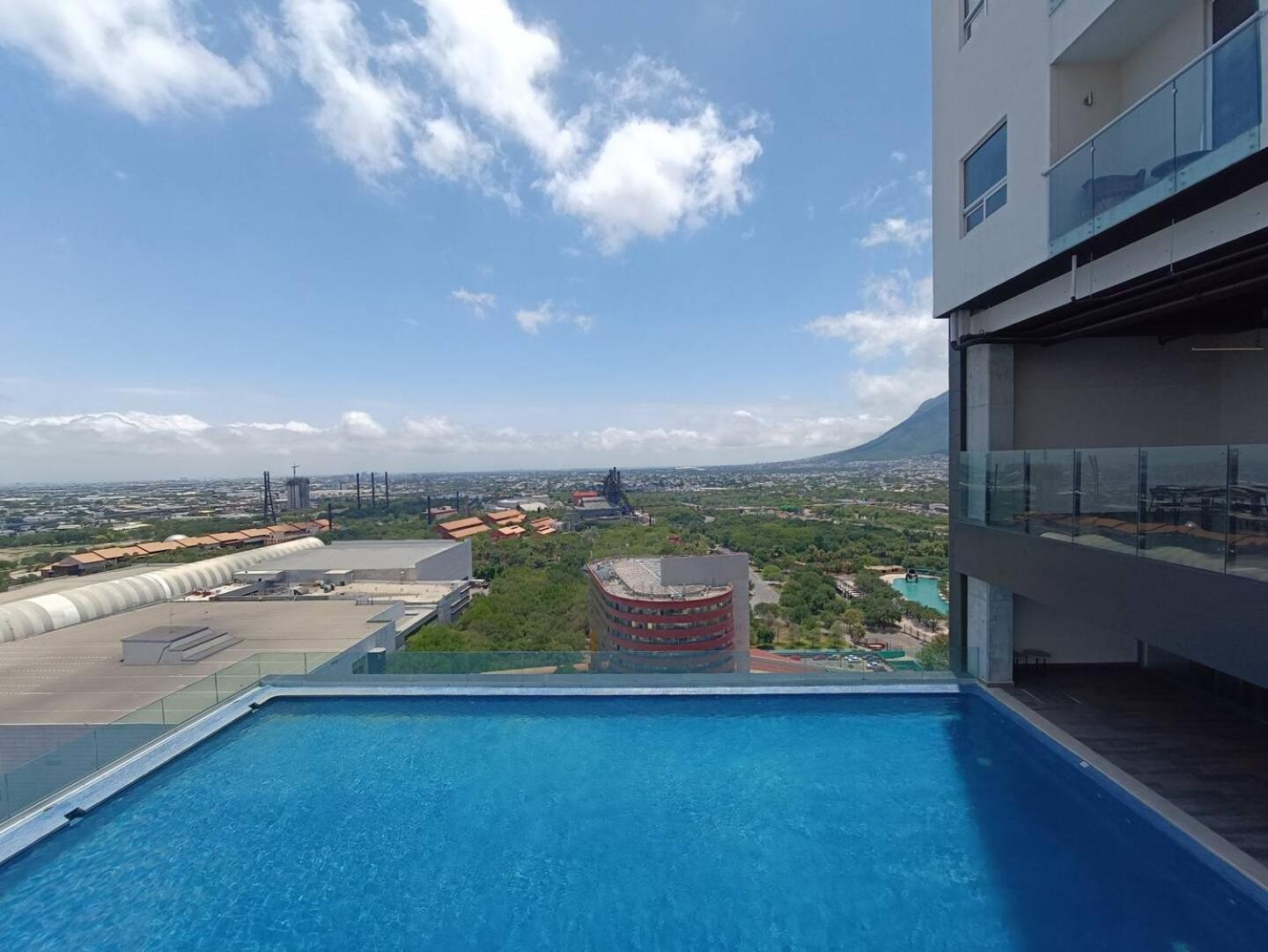 Departamento 3 Habitaciones, Fundidora, Cintermex * Monterrey