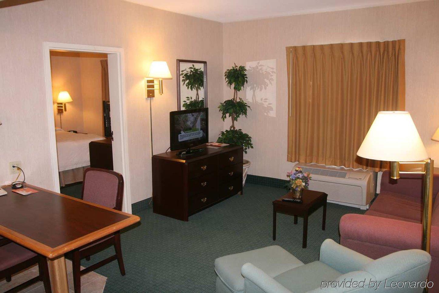 Hampton By Hilton Galerias Obispado Hotel