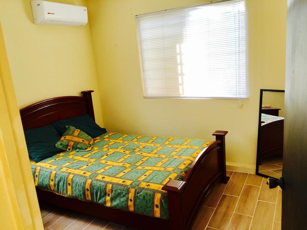 Nice Apartment! En Linda Vista Apartment
