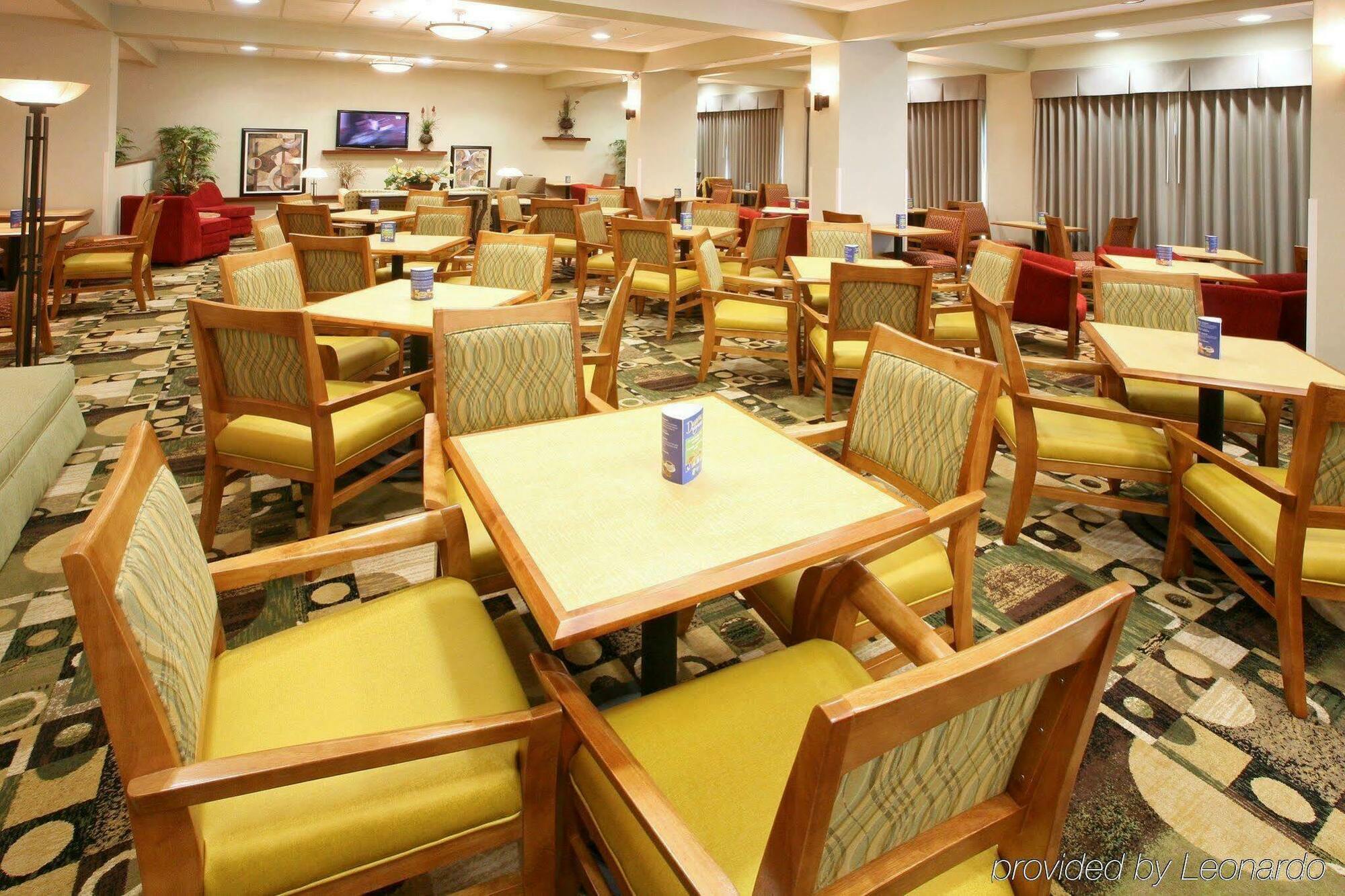 Express&suites Monterrey Aeropuerto, An Ihg Hotel Apodaca
