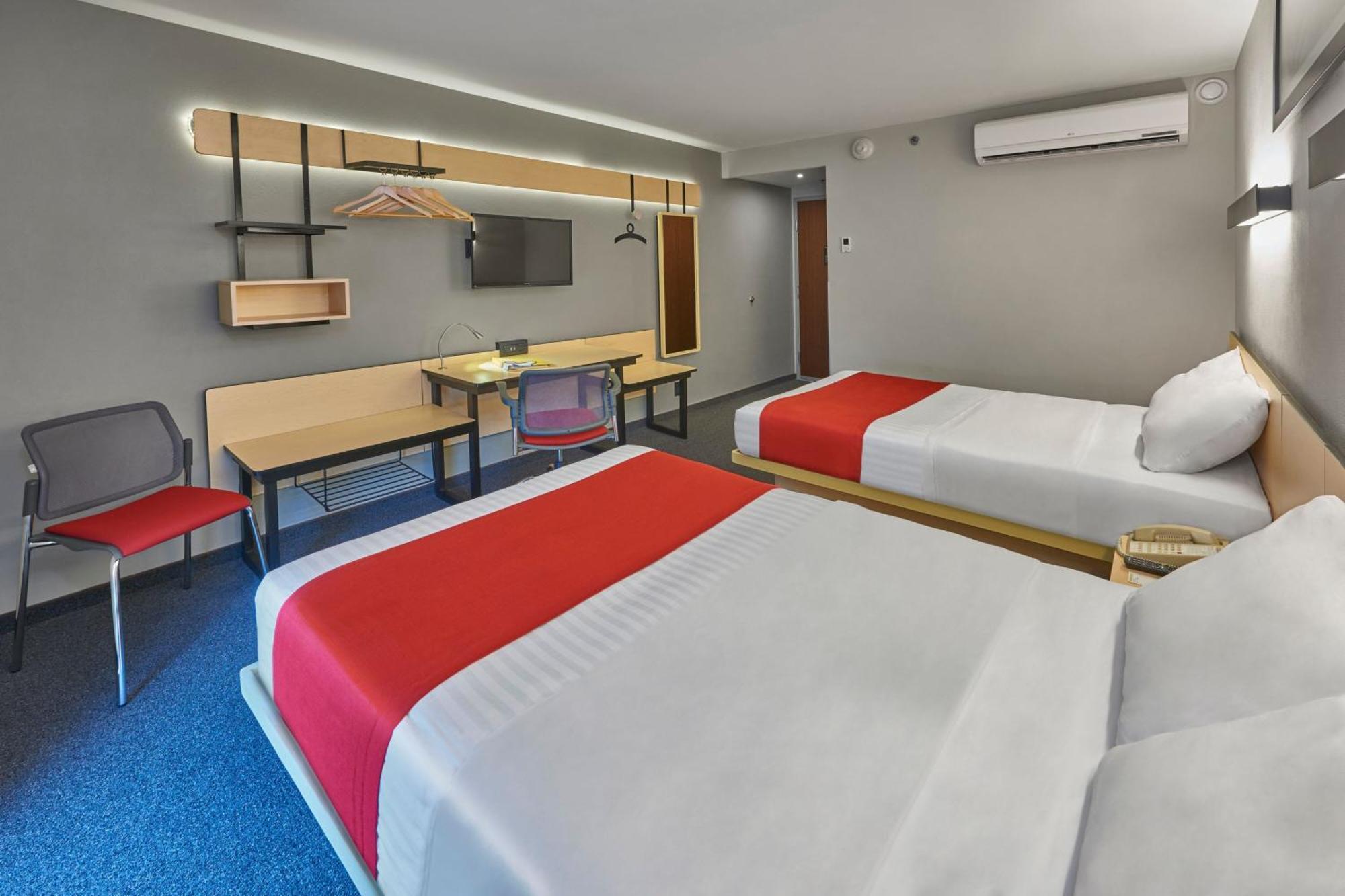 Hotel Express By Marriott Monterrey Norte