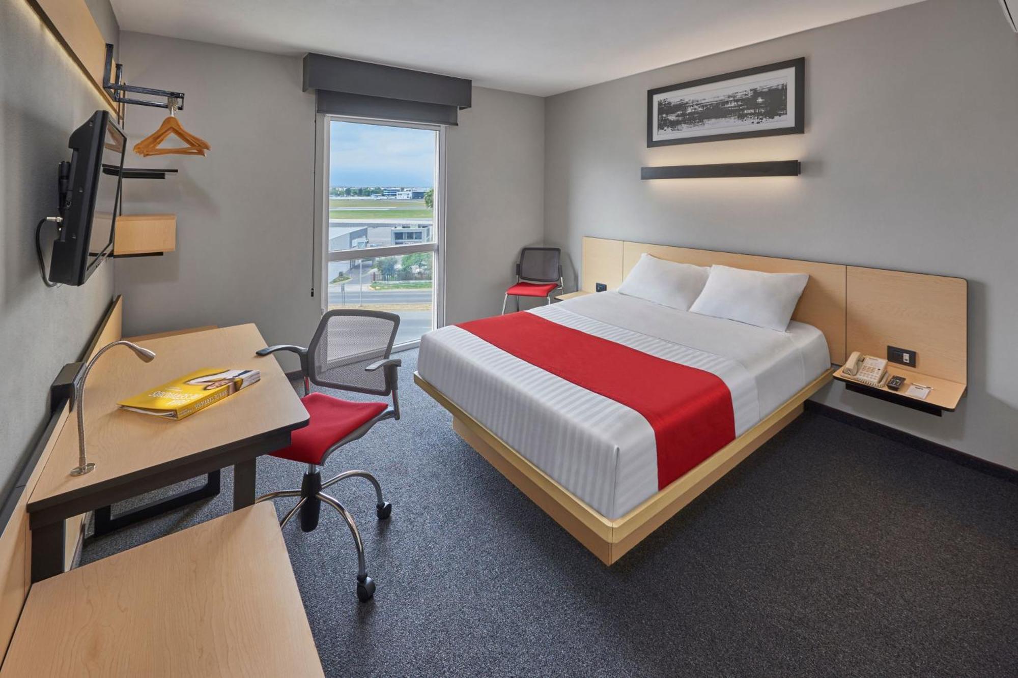 Hotel Express By Marriott Monterrey Norte 4*