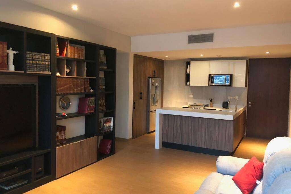 Departamento Exclusivo En San Pedro Garza Garcia Frente A Fashion Drive Apartment